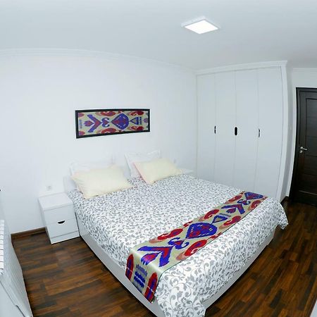 סמרקנד Apartment On Registon Kochasi מראה חיצוני תמונה