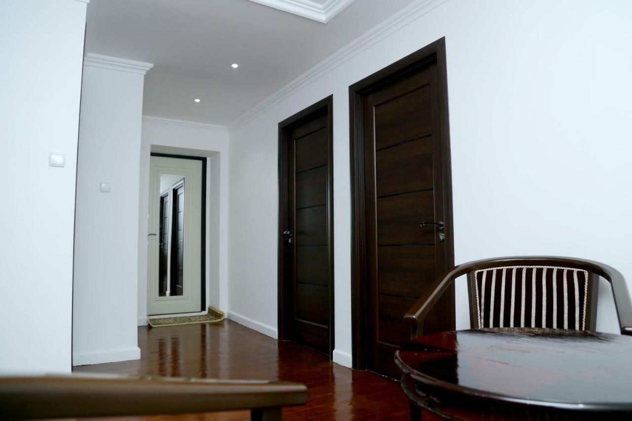 סמרקנד Apartment On Registon Kochasi מראה חיצוני תמונה